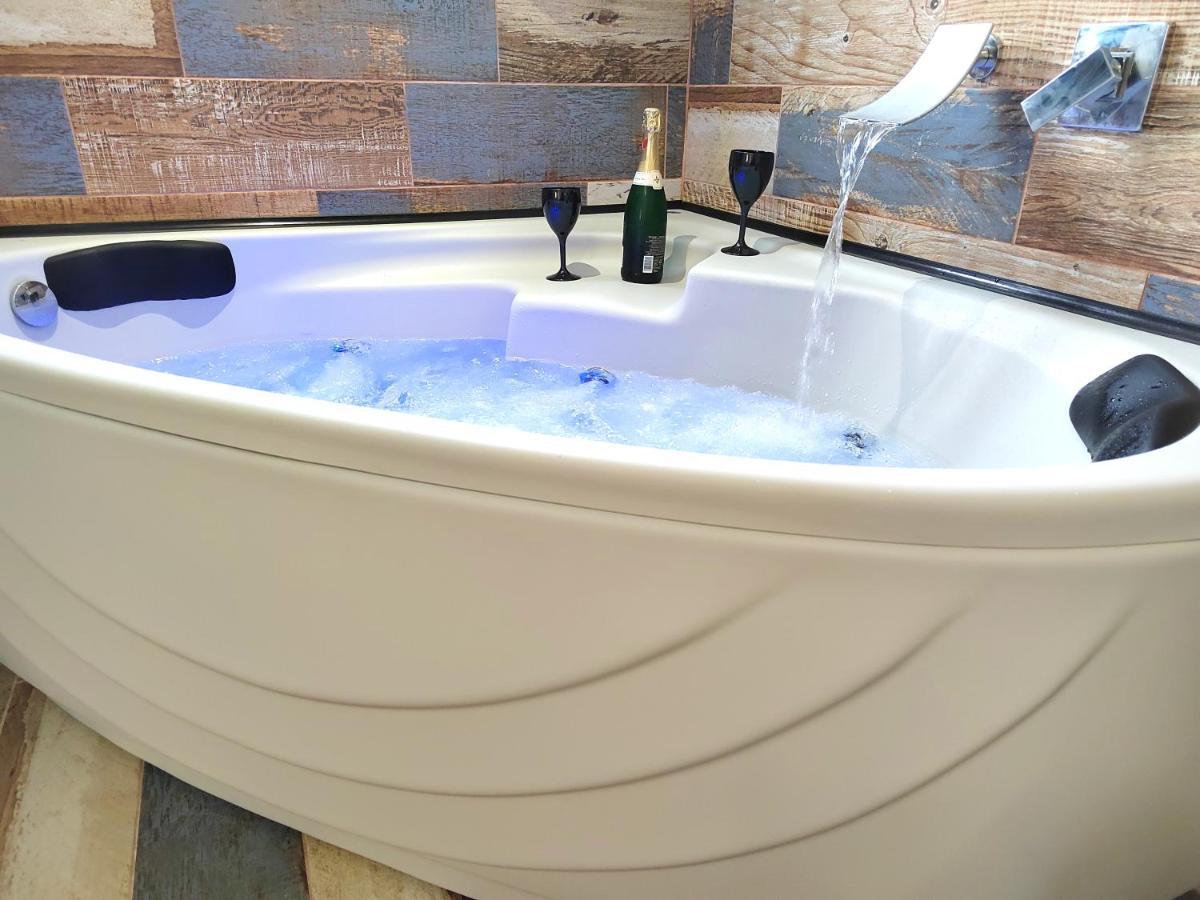 San Constantino Boutique Villa Фира Екстериор снимка