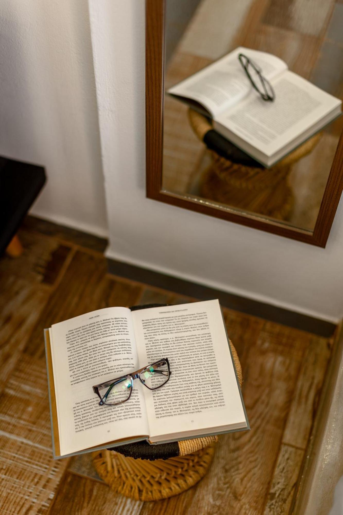 San Constantino Boutique Villa Фира Екстериор снимка